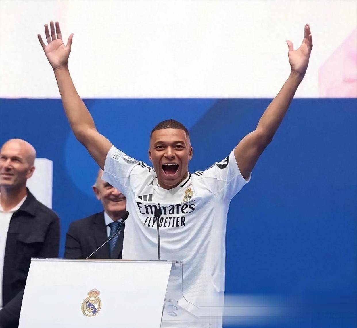 开云APP下载-关于赛地聚焦——欧超杯赛后热度飙升，马德里竞技回应争议，气氛紧张，轮换策略成焦点的信息